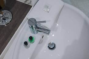 Host Apartments Henry s Hideaway