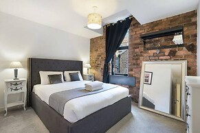 Host Apartments Henry s Hideaway