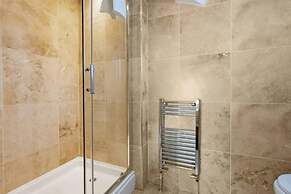 Host Apartments Kensington Quarters III