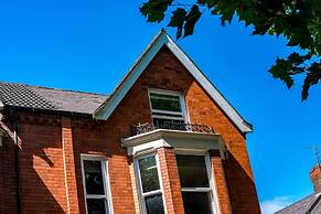 Host Apartments Kensington Quarters III