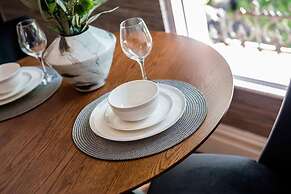 Host Apartments Kensington Quarters III