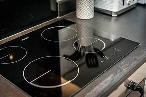 Host Apartments Oldham Place