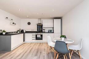 Host Apartments Oldham Place