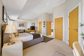 Host Apartments Marina View Penthouse