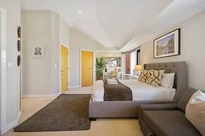 Host Apartments Marina View Penthouse