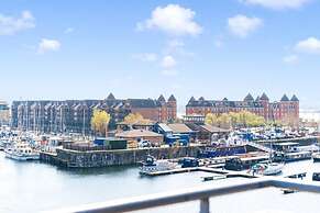 Host Apartments Marina View Penthouse