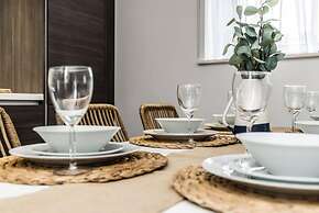 Host Apartments The Scandi Hideaway