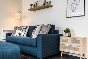 Host Apartments The Scandi Hideaway