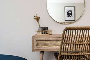 Host Apartments The Scandi Hideaway