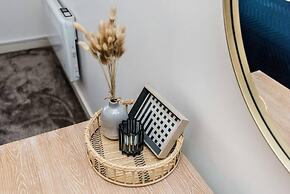 Host Apartments The Scandi Hideaway