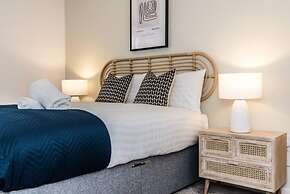 Host Apartments The Scandi Hideaway