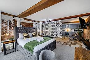 Host Apartments Mathew St Studio