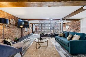 Host Apartments Mathew St Studio