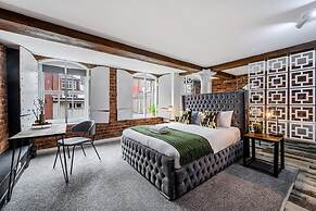 Host Apartments Mathew St Studio