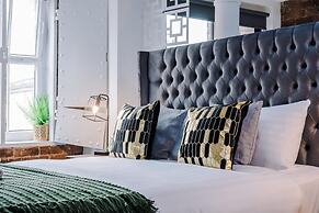 Host Apartments Mathew St Studio