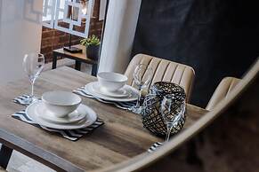 Host Apartments Mathew St Studio