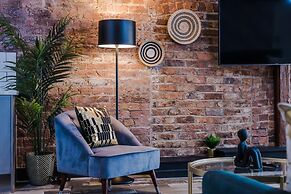 Host Apartments Mathew St Studio