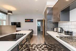 Host Apartments The Church View