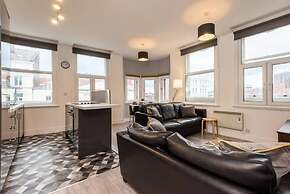 Host Apartments The Church View