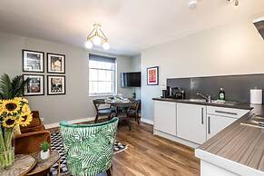 Host Stay Canning Quarters III