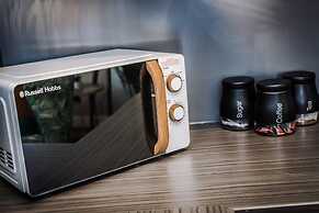 Host Stay Canning Quarters III