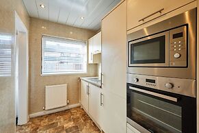 Host Stay Sands Walk Cottage