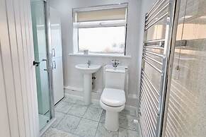 Host Stay Sands Walk Cottage