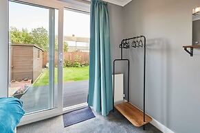 Host Stay Sands Walk Cottage