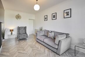 Host Stay Spring Cottage
