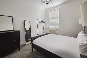 Host Stay Spring Cottage