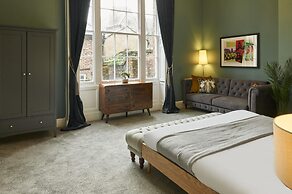 Host Apartments The Falkner Quarters I