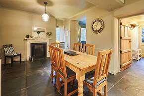 Host Stay Prospect Cottage