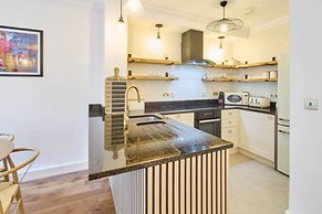 Host Stay Bellflower Mews