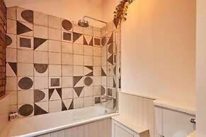 Host Stay Bath Street