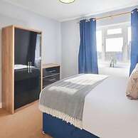 Host Stay Tibshelf House