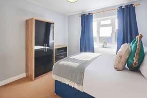 Host Stay Tibshelf House