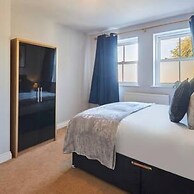 Host Stay Tibshelf House