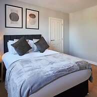 Host Stay Tibshelf House