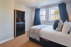 Host Stay Tibshelf House