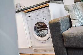 Host Stay Waterfront Penthouse