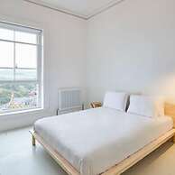 Host Stay Parade Dwelling