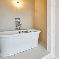 Host Stay Parade Dwelling