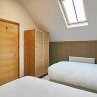 Host Stay Fawcett Cottage