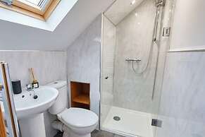Host Stay Fawcett Cottage