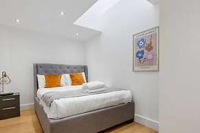 Host Stay The Cavern Quarter Loft