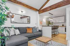 Host Stay The Cavern Quarter Loft