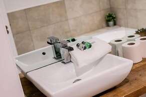 Host Stay The Cavern Quarter Loft