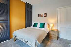 Host Stay Charlotte Street