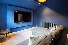 Host Stay South View