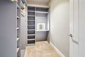 Host Stay South View